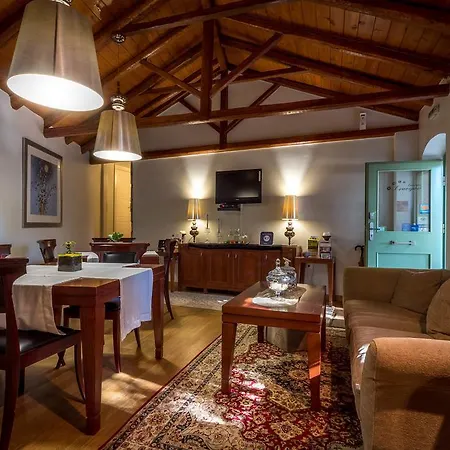 Gasthuis Enastron 4*